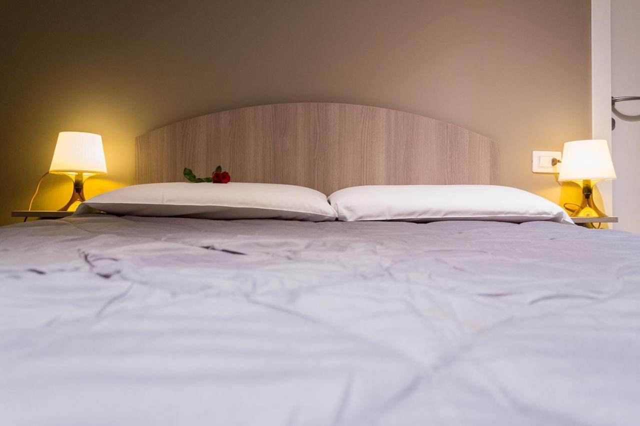 Hh Hermoso Housing Alessandria Eksteriør billede
