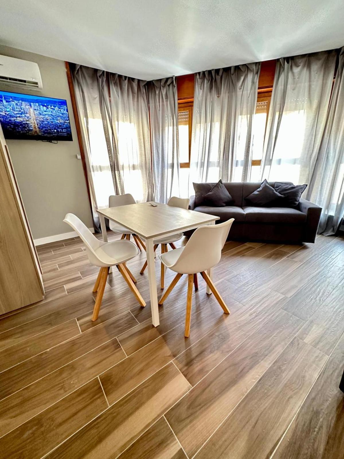Hh Hermoso Housing Alessandria Eksteriør billede